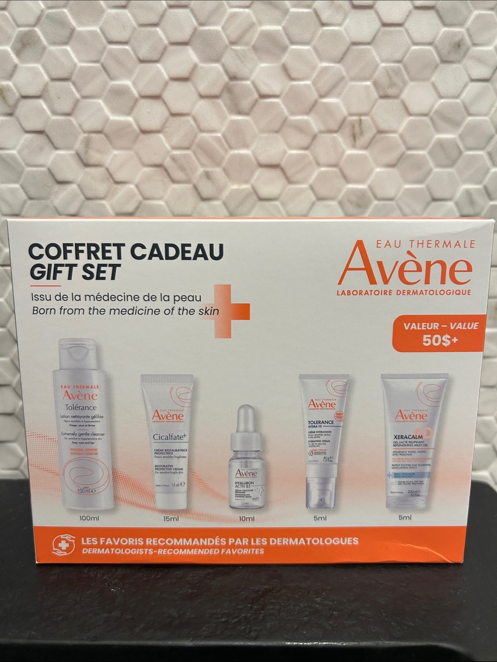 NWT 🆕 Avene Skincare Discovery Gift Set - Dermatologists-Recommended Favourites